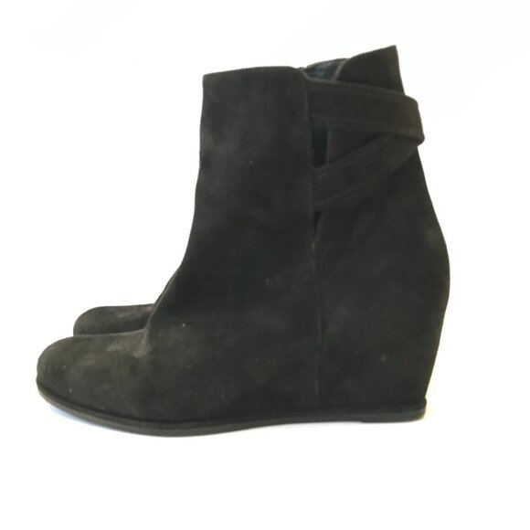 Stuart Weitzman Wedge Ankle Booties Boots Womens 9 Black Suede Heels Criss Cross - Picture 6 of 12